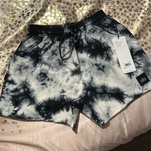 Alo Yoga Tye Dye Shorts